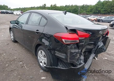2017 Kia Forte Lx из США, поврежденный, VIN 3KPFK4A77HE127841